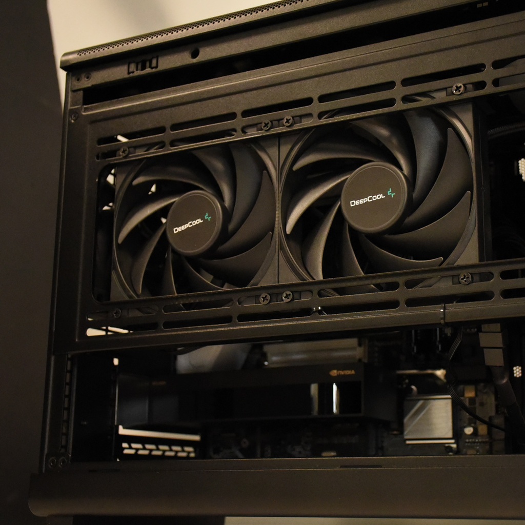 VRCPC WORKSTATION | Ultra16 | Intel Core Ultra 7 | RTX 2000 ada 16GB | 64GB DDR5 RAM | 1TB NVMe SSD | 3-Year Warranty